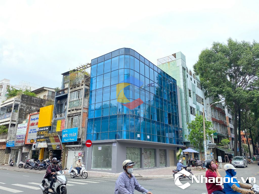 cho thue mat bang mat tien duong dinh tien hoang dt 8x14 ham tret lung 7 lau gia 14000usd thang