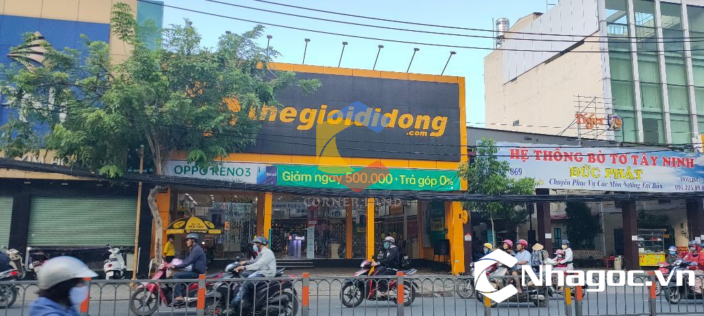 cho thue mat bang mat tien duong dinh tien hoang dt 8x14 ham tret lung 7 lau gia 14000usd thang