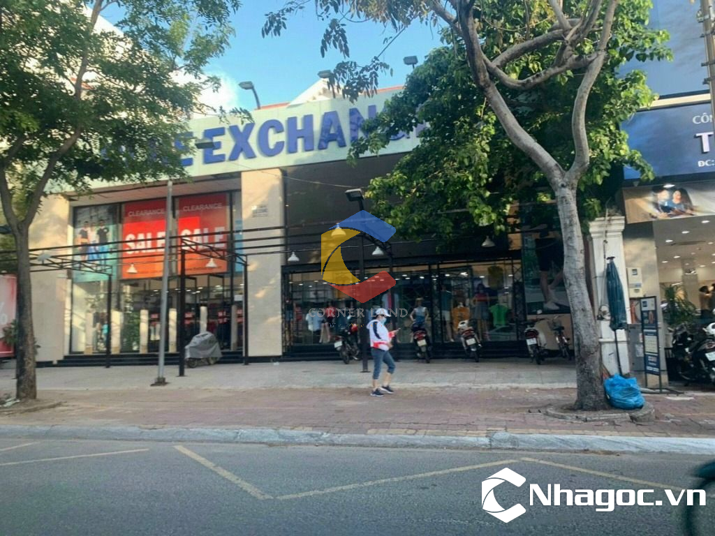 cho thue mat bang mat tien duong dinh tien hoang dt 8x14 ham tret lung 7 lau gia 14000usd thang