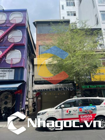 Cho thuê nhà Góc 2MT 201 Đề Thám, Phường Phạm Ngũ Lão,  Quận 1, Hồ Chí Minh