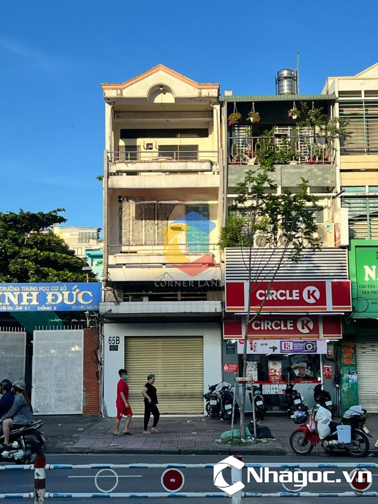 cho thue mat bang mat tien duong dinh tien hoang dt 8x14 ham tret lung 7 lau gia 14000usd thang