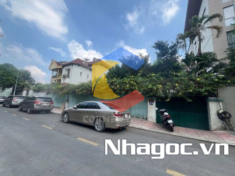 Cho thuê nhà 10 Lê Ngô Cát, Phường 7,  Quận 3, Hồ Chí Minh