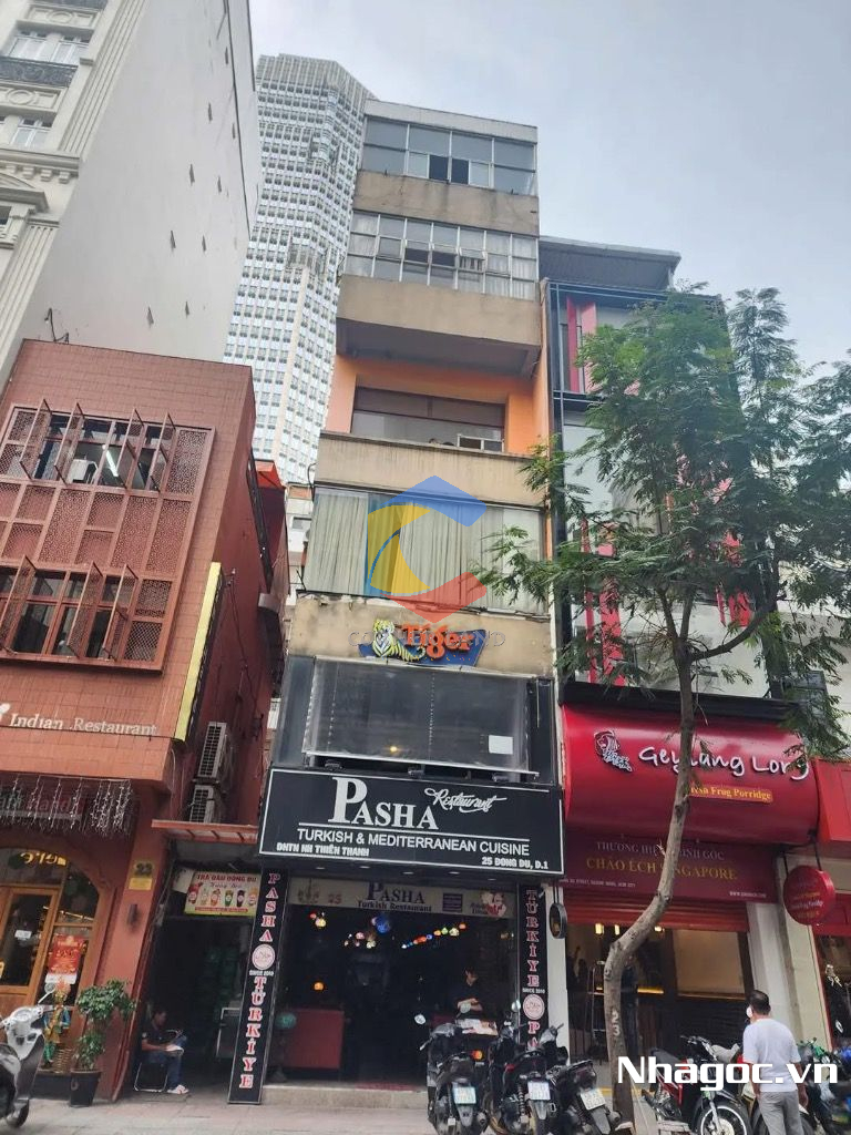 cho thue mat bang mat tien duong dinh tien hoang dt 8x14 ham tret lung 7 lau gia 14000usd thang