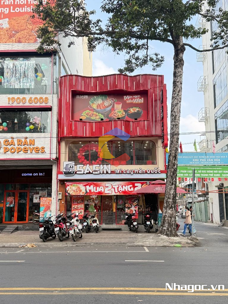 cho thue mat bang mat tien duong dinh tien hoang dt 8x14 ham tret lung 7 lau gia 14000usd thang