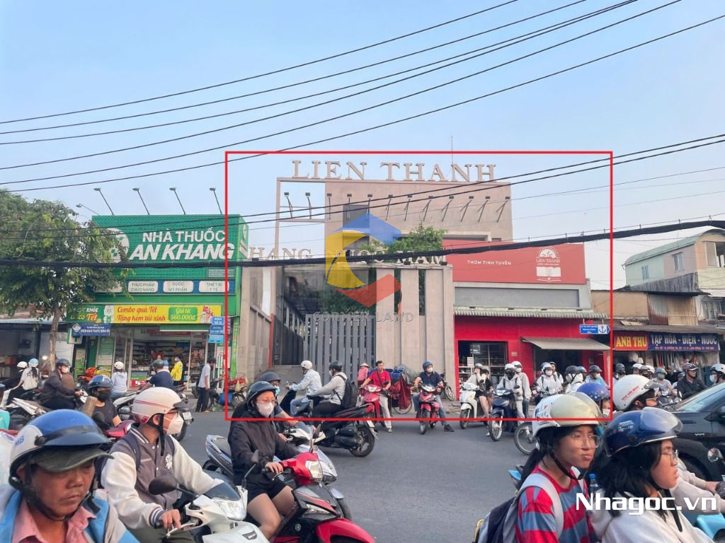 cho thue mat bang mat tien duong dinh tien hoang dt 8x14 ham tret lung 7 lau gia 14000usd thang