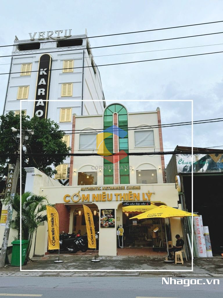 cho thue mat bang mat tien duong dinh tien hoang dt 8x14 ham tret lung 7 lau gia 14000usd thang