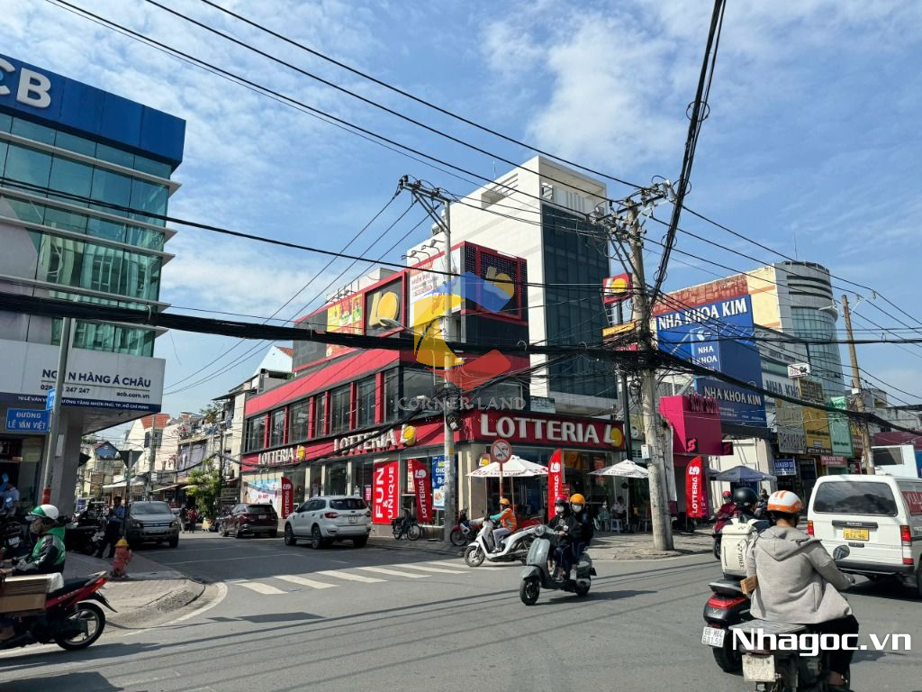 cho thue mat bang mat tien duong dinh tien hoang dt 8x14 ham tret lung 7 lau gia 14000usd thang