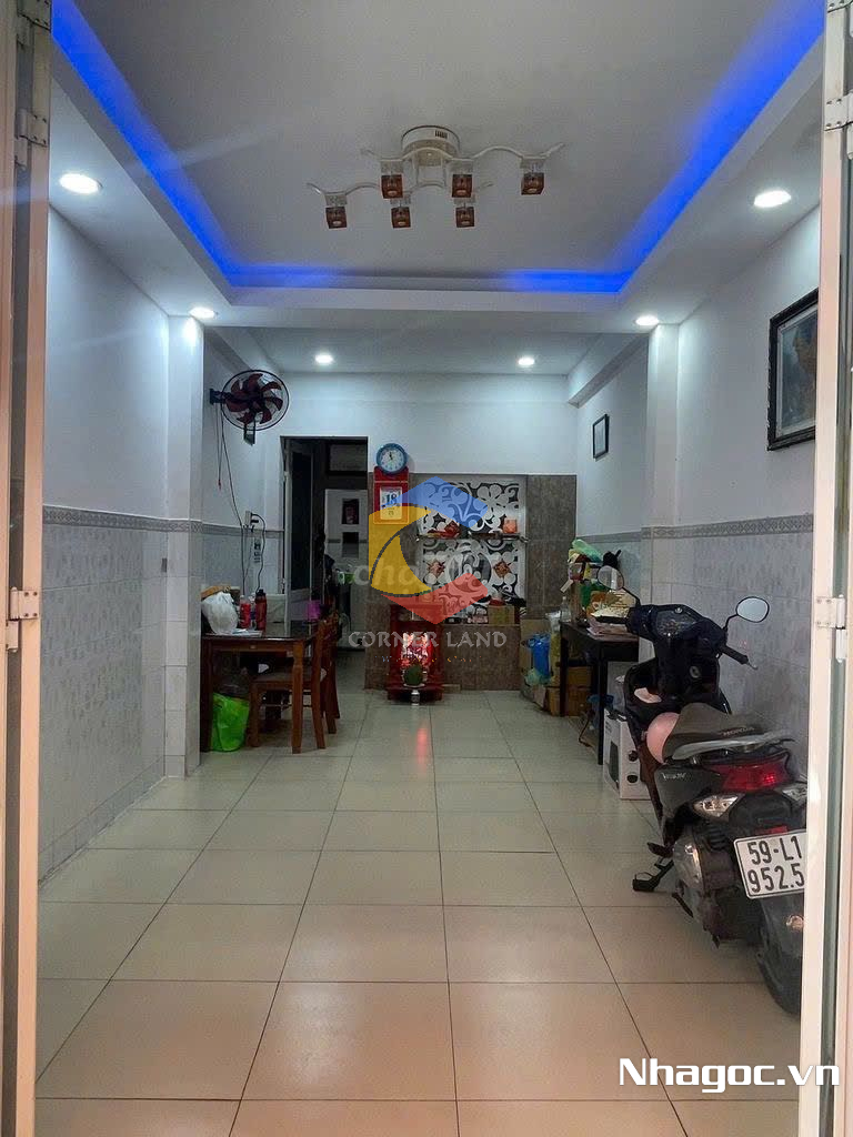 cho thue mat bang mat tien duong dinh tien hoang dt 8x14 ham tret lung 7 lau gia 14000usd thang