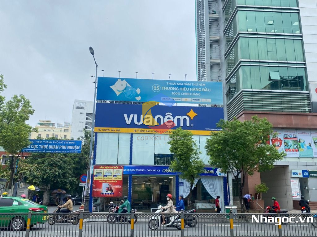 cho thue mat bang mat tien duong dinh tien hoang dt 8x14 ham tret lung 7 lau gia 14000usd thang