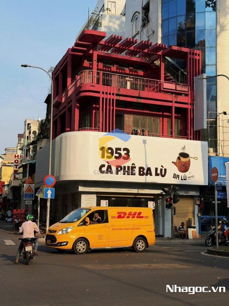 cho thue mat bang mat tien duong dinh tien hoang dt 8x14 ham tret lung 7 lau gia 14000usd thang