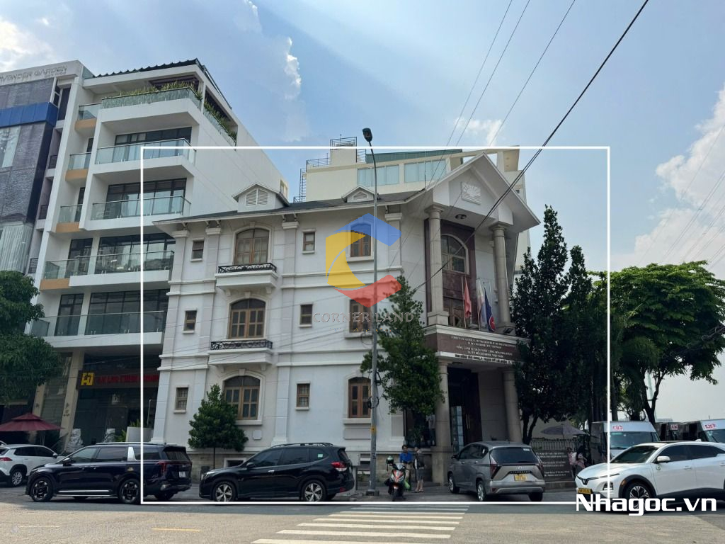 cho thue mat bang mat tien duong dinh tien hoang dt 8x14 ham tret lung 7 lau gia 14000usd thang