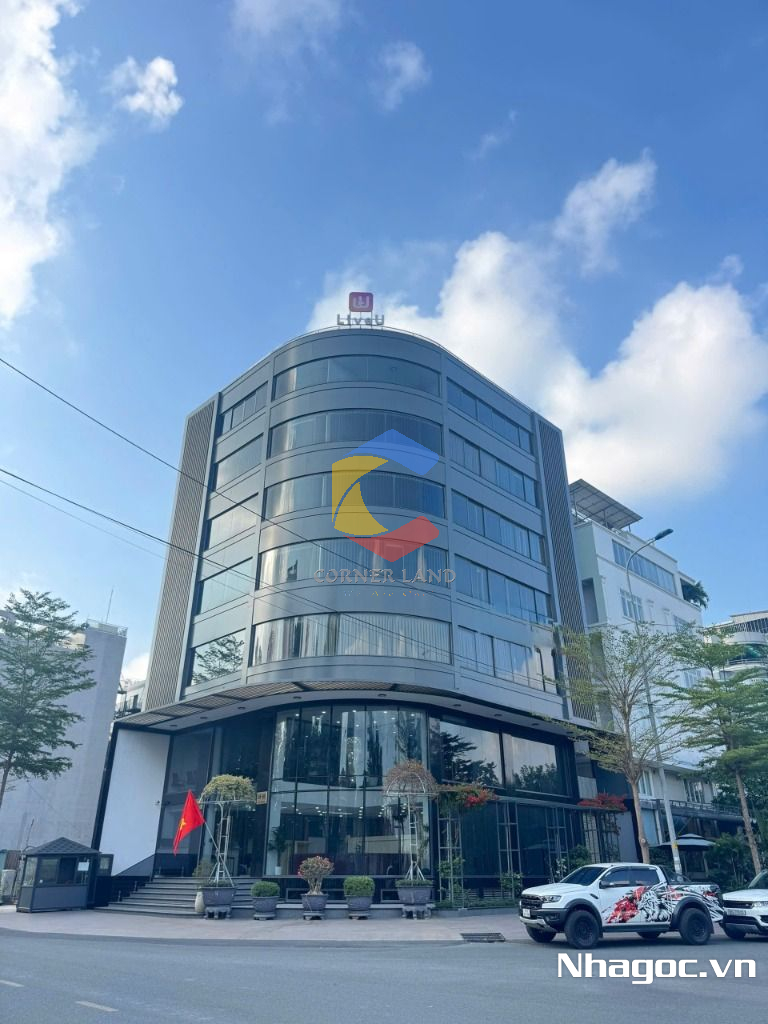 cho thue mat bang mat tien duong dinh tien hoang dt 8x14 ham tret lung 7 lau gia 14000usd thang