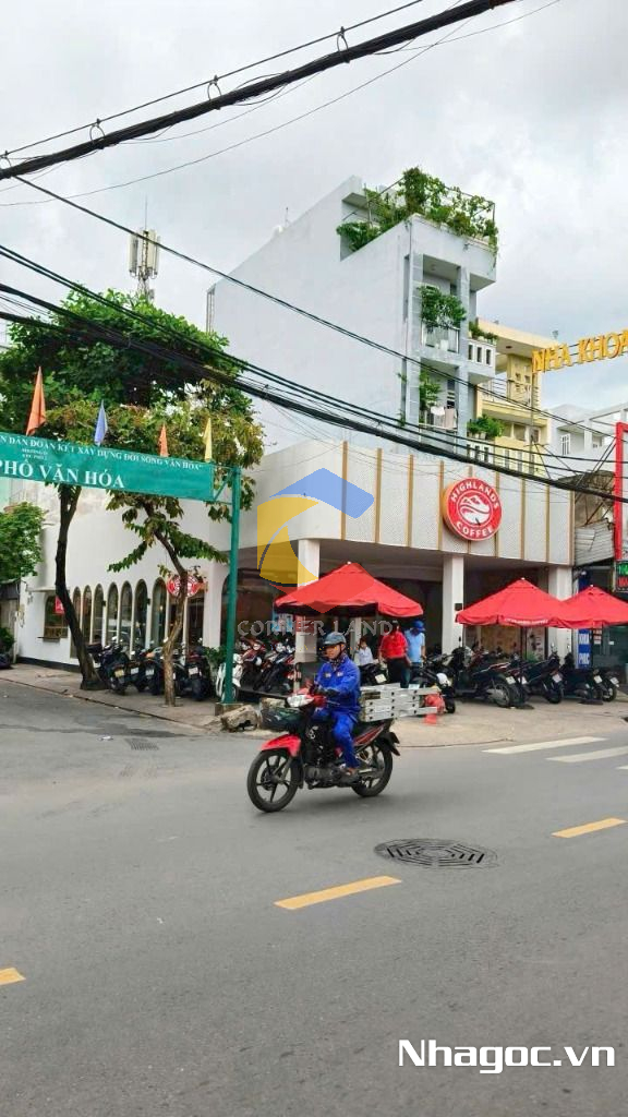 cho thue mat bang mat tien duong dinh tien hoang dt 8x14 ham tret lung 7 lau gia 14000usd thang