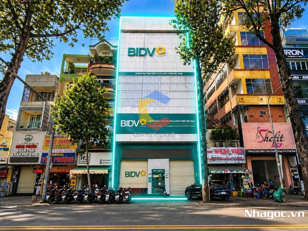 cho thue mat bang mat tien duong dinh tien hoang dt 8x14 ham tret lung 7 lau gia 14000usd thang