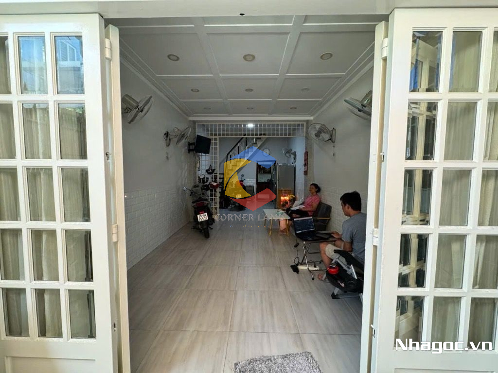 cho thue mat bang mat tien duong dinh tien hoang dt 8x14 ham tret lung 7 lau gia 14000usd thang