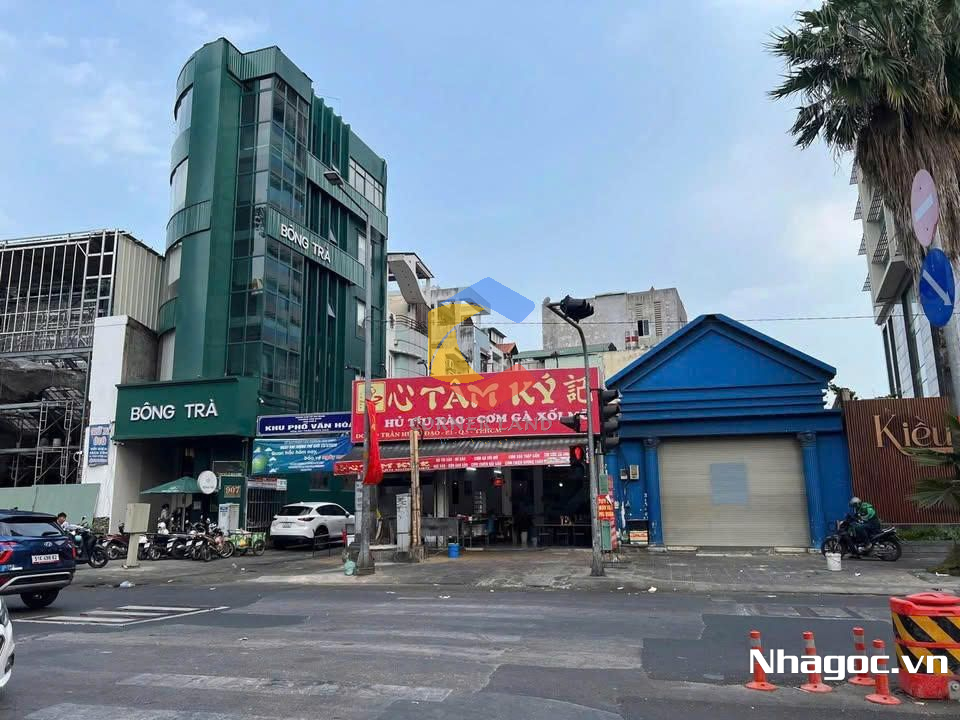 cho thue mat bang mat tien duong dinh tien hoang dt 8x14 ham tret lung 7 lau gia 14000usd thang