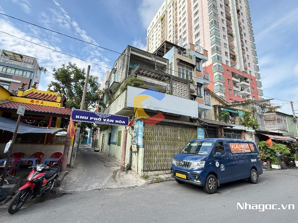 cho thue mat bang mat tien duong dinh tien hoang dt 8x14 ham tret lung 7 lau gia 14000usd thang