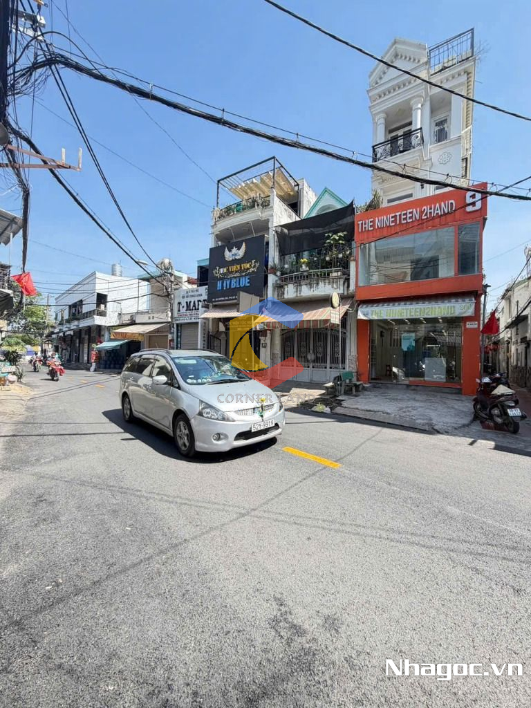 cho thue mat bang mat tien duong dinh tien hoang dt 8x14 ham tret lung 7 lau gia 14000usd thang