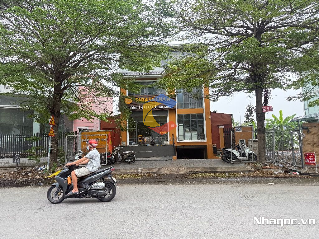cho thue mat bang mat tien duong dinh tien hoang dt 8x14 ham tret lung 7 lau gia 14000usd thang