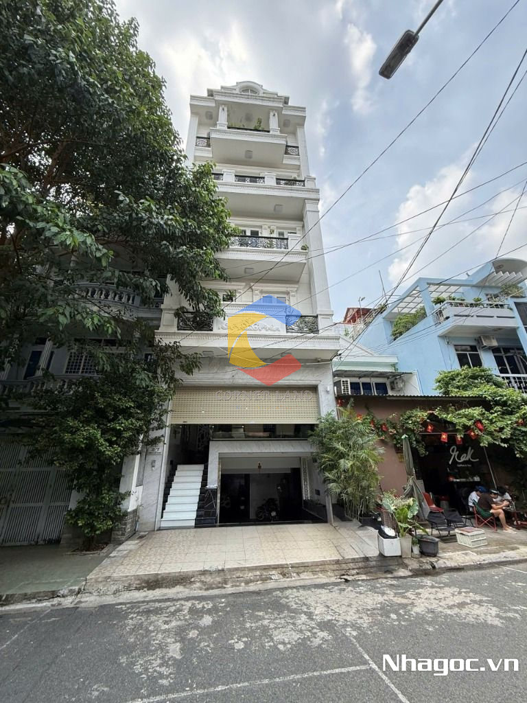 cho thue mat bang mat tien duong dinh tien hoang dt 8x14 ham tret lung 7 lau gia 14000usd thang