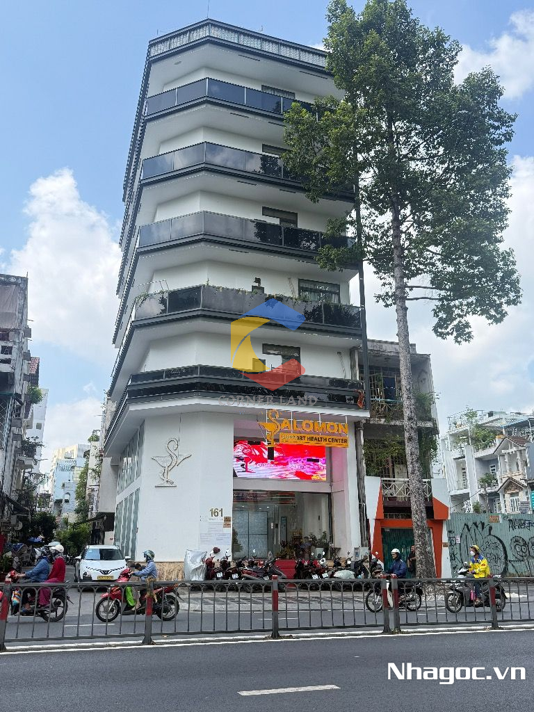 cho thue mat bang mat tien duong dinh tien hoang dt 8x14 ham tret lung 7 lau gia 14000usd thang
