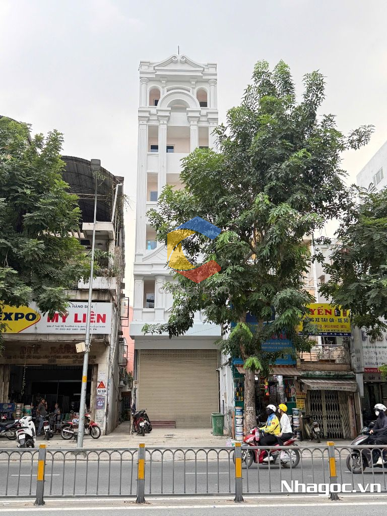 cho thue mat bang mat tien duong dinh tien hoang dt 8x14 ham tret lung 7 lau gia 14000usd thang