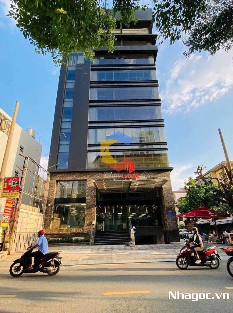 cho thue mat bang mat tien duong dinh tien hoang dt 8x14 ham tret lung 7 lau gia 14000usd thang