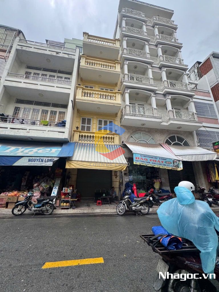 cho thue mat bang mat tien duong dinh tien hoang dt 8x14 ham tret lung 7 lau gia 14000usd thang