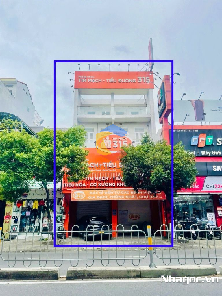 cho thue mat bang mat tien duong dinh tien hoang dt 8x14 ham tret lung 7 lau gia 14000usd thang