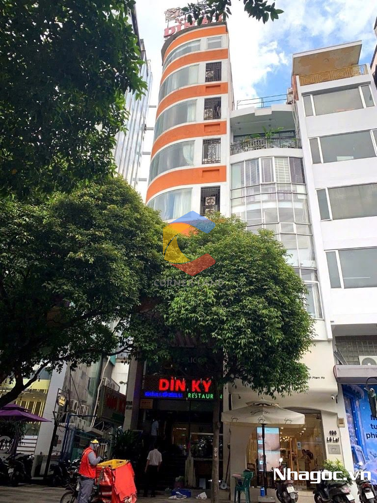 cho thue mat bang mat tien duong dinh tien hoang dt 8x14 ham tret lung 7 lau gia 14000usd thang